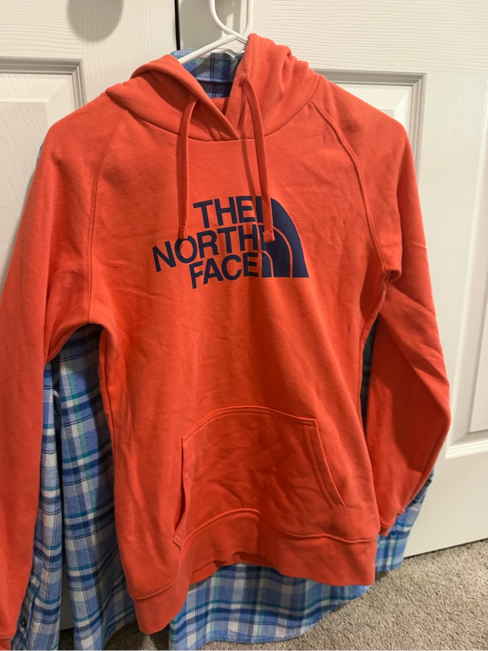 North face women’s xs hoodie